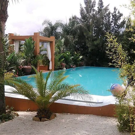 אתר נופש Ddg Retreat קסרס